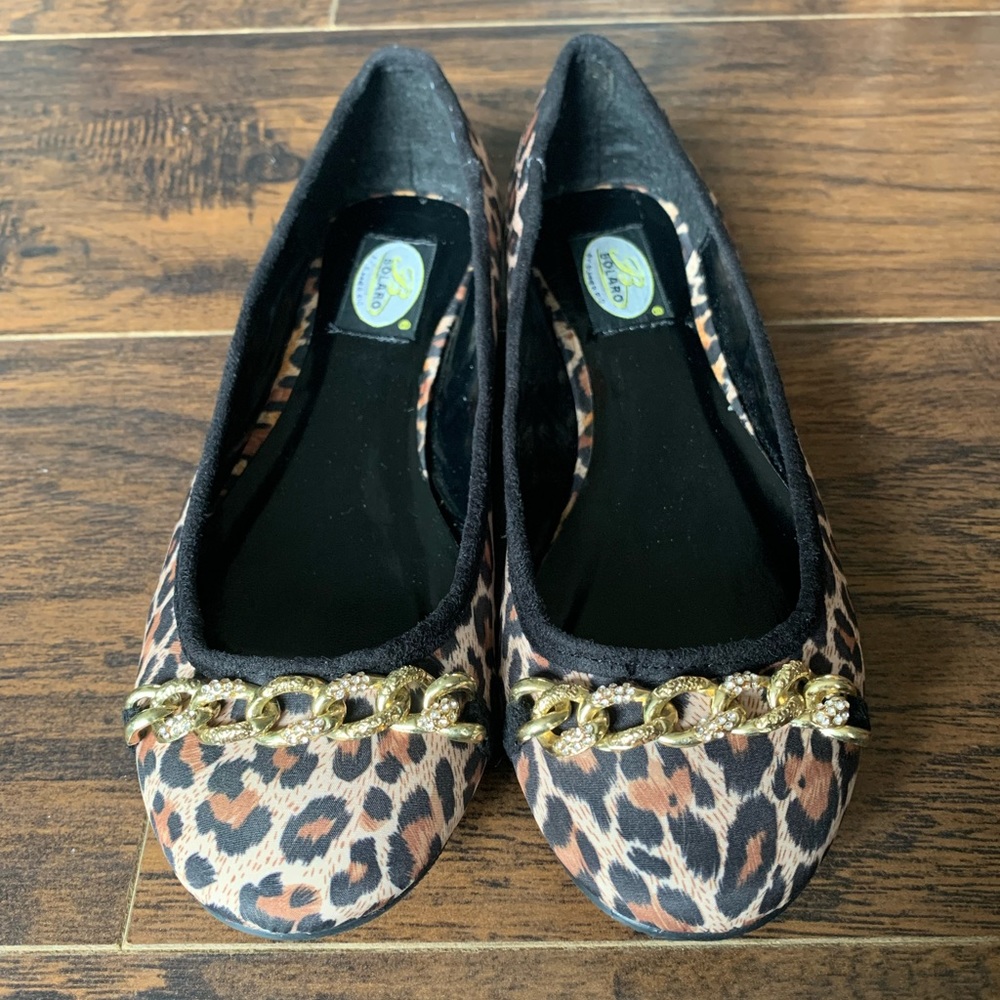 Leopard Flats Size 9